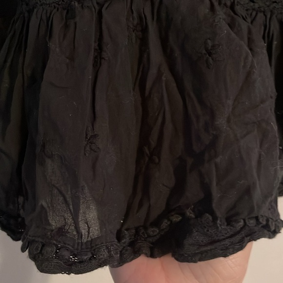 🌹SUNDAY BEST CROP EMBROIDERED TOP - Picture 7 of 9